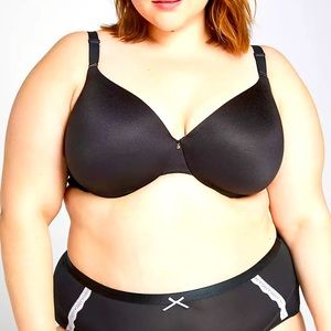 NWT Cacique Black Invisible Backsmoother Bra